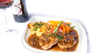 Telecí steak s lištičkami