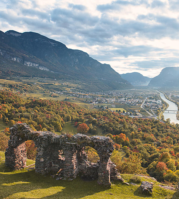 Castelfeder na jihu Jižního Tyrolska – Jižní Tyrolsko Castelfeder: Řecký ostrov v Jižním Tyrolsku