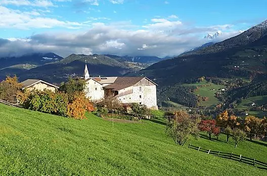 Ansitz Schloss Gravetsch - Seznam Photo