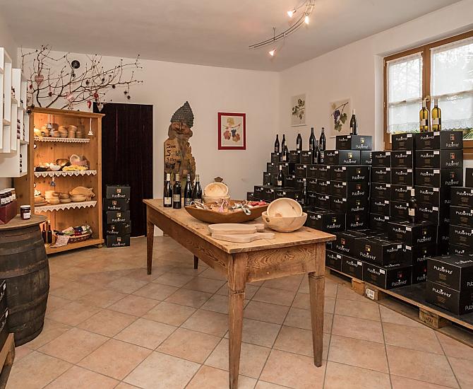 Farmárský obchod s prodejem vína