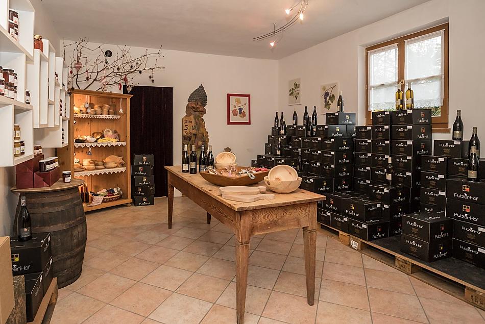Farmárský obchod s prodejem vína