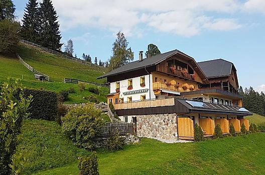 Moserhof - Seznam Photo
