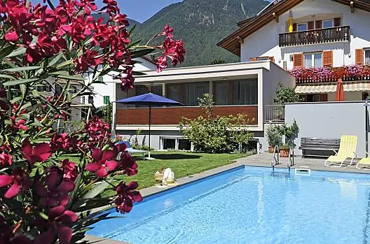 Neuhof - Seznam Photo