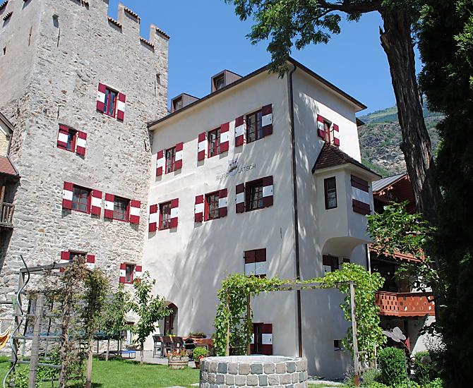 Burg Latsch - Fotogalerie Photo