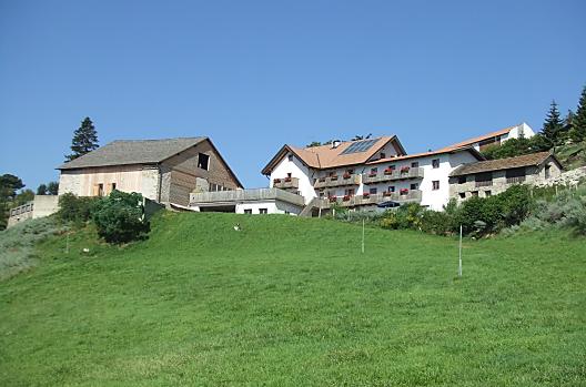 Untertröghof - Seznam Photo
