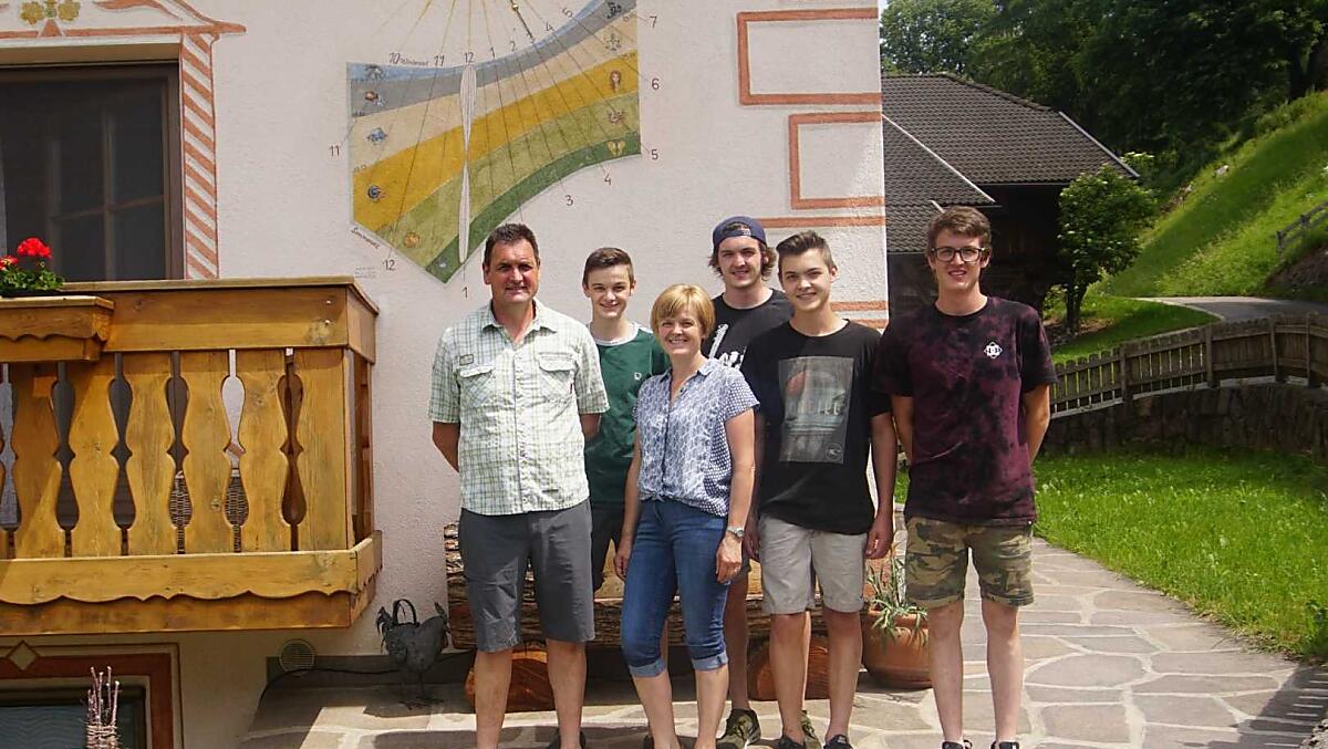 Georg, Fabian, Felix, Philipp, Max a Brigitte Malfertheinerovi