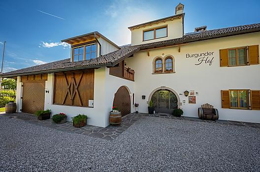 Burgunderhof - Seznam Photo