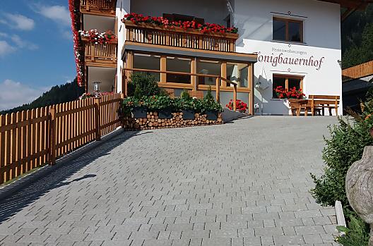 Tonigbauernhof - Seznam Photo