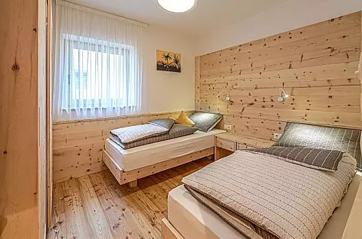 Teutenhofer - Seznam Photo