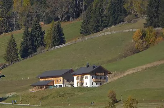 Majoni-Hof - Seznam Photo