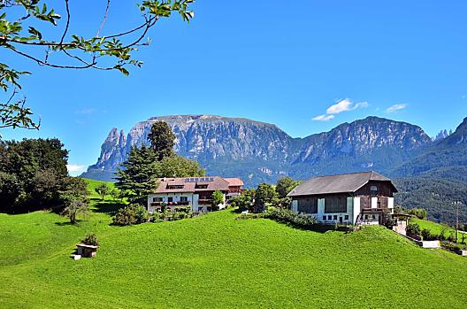 Stierlhof se Schlernem