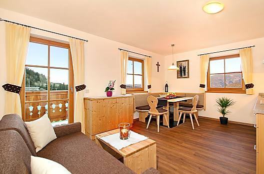 Obytná kuchyn apartmánu Alpenfrieden