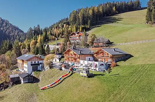 Sarscheihof "Hofschank - Soleseid" - Seznam Photo