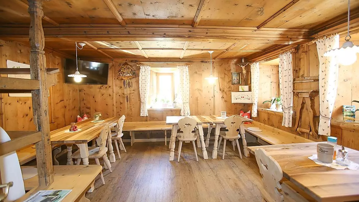 Tyrolský selský salon Snídaňová místnost a salonek
