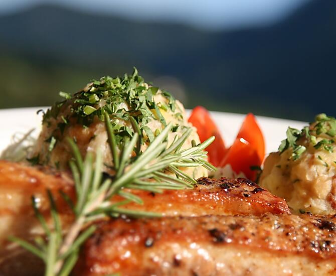 Knoedel met spareribs