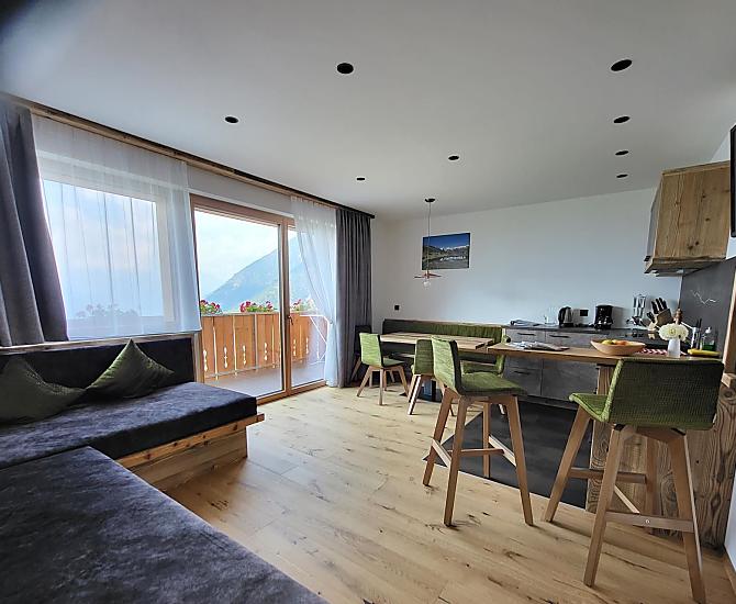 Wohnraum mit grandiosem Bergblick