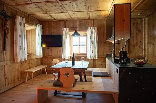 Petrův salón: Kuchyně-obývací pokoj