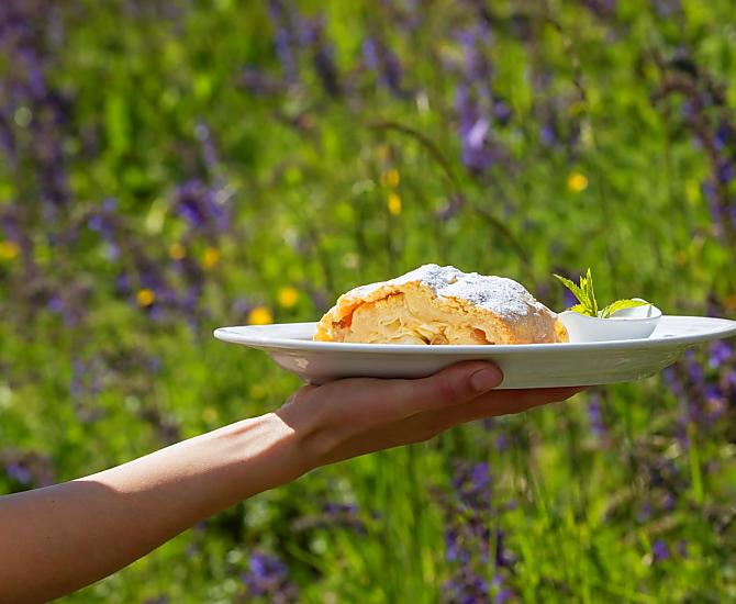 Huisgemaakte apfelstrudel