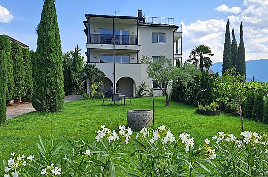 Feldhof - Seznam Photo