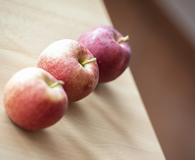 gesundes und sonnengereiftes Obst 