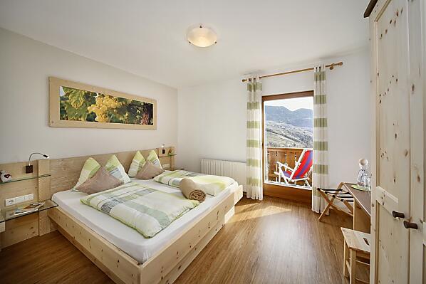 Schlafzimmer in Zirbe 