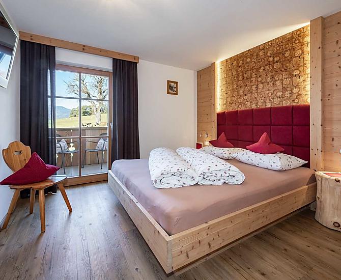 Doppelbettzimmer in Fichte mit Balkon und Blick auf das Rittnerhorn 