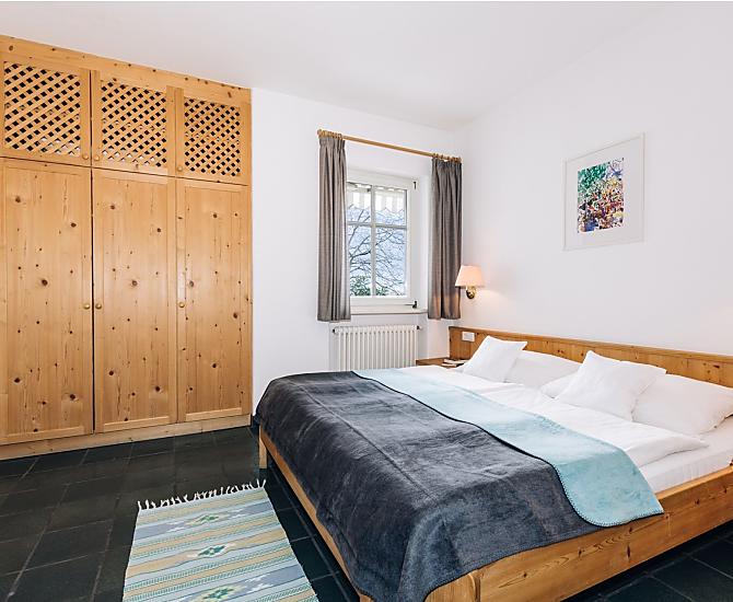 Schlafzimmer in Naturholz