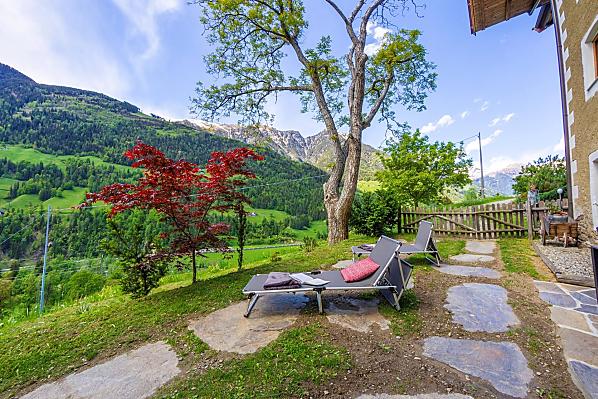 Die Terrasse in der Schildhofsuite lädt zum Verweilen ein.