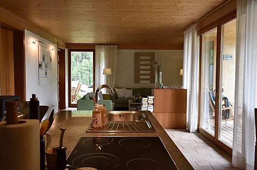 Obývací prostor v rekreačním apartmánu Strohhaus
