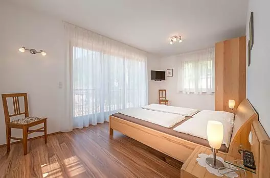 Ansitz Eggenheim - Seznam Photo