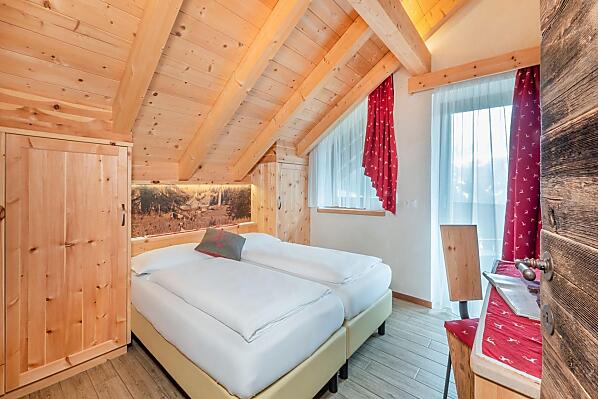 Ciasa Raut - room Photo