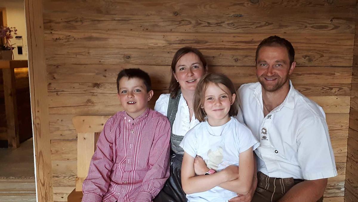 To jsme my: Leo, Angelika, Sophie a Michael