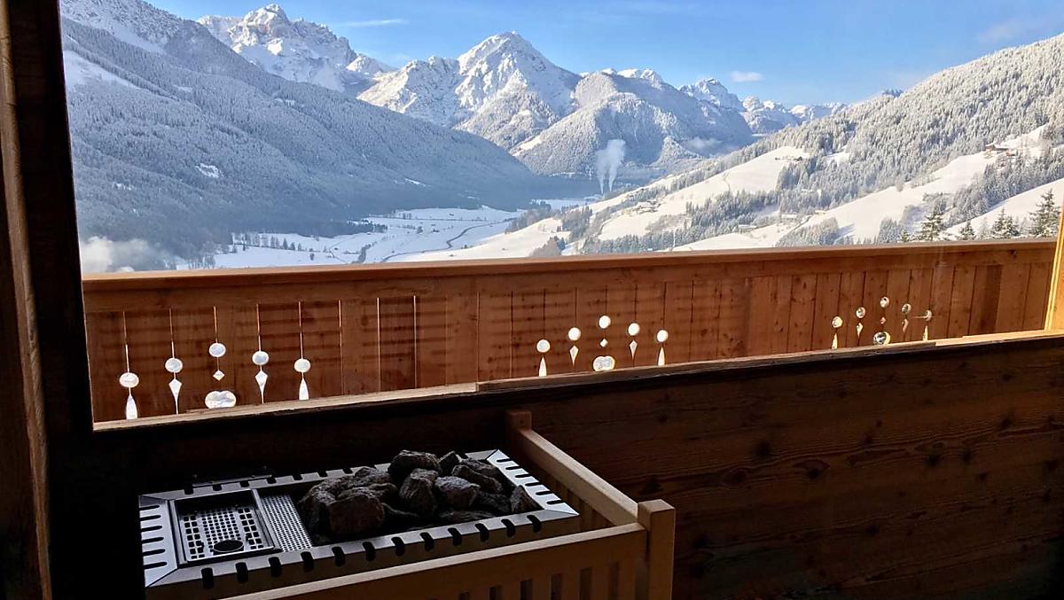Naše sauna s panoramatickým výhledem