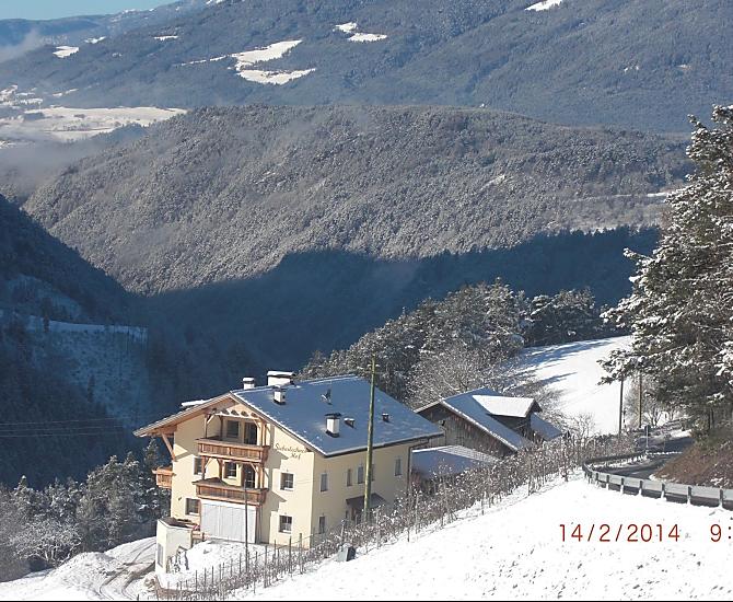 Zima na statku Sieberlechnerhof, vyražte na túry na snežnicích nedotcenou prírodou!