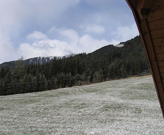 Aussicht vom Balkon Riepenwohnung , Blick zum Rammelstein